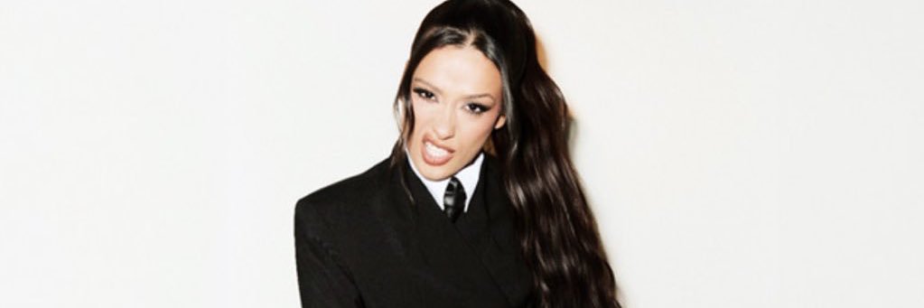 si digo chanel you say SLAY banner
