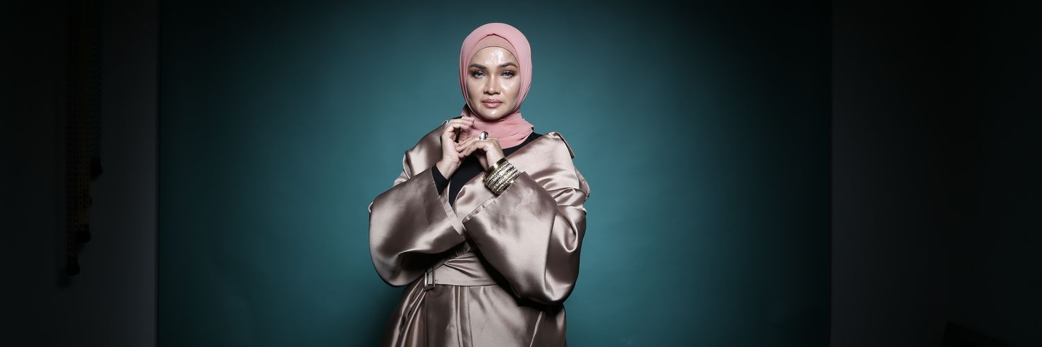 zarinazainuddin's profile banner image
