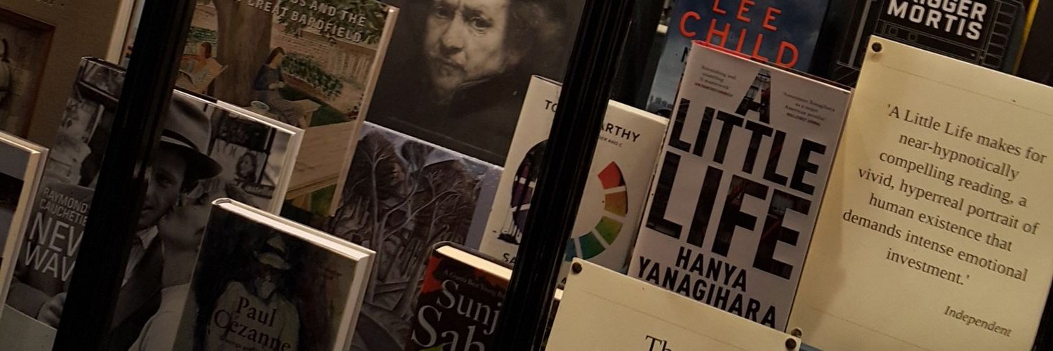lolaty11's profile banner image