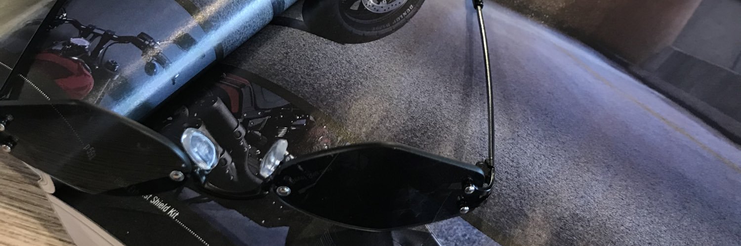 Ω banner