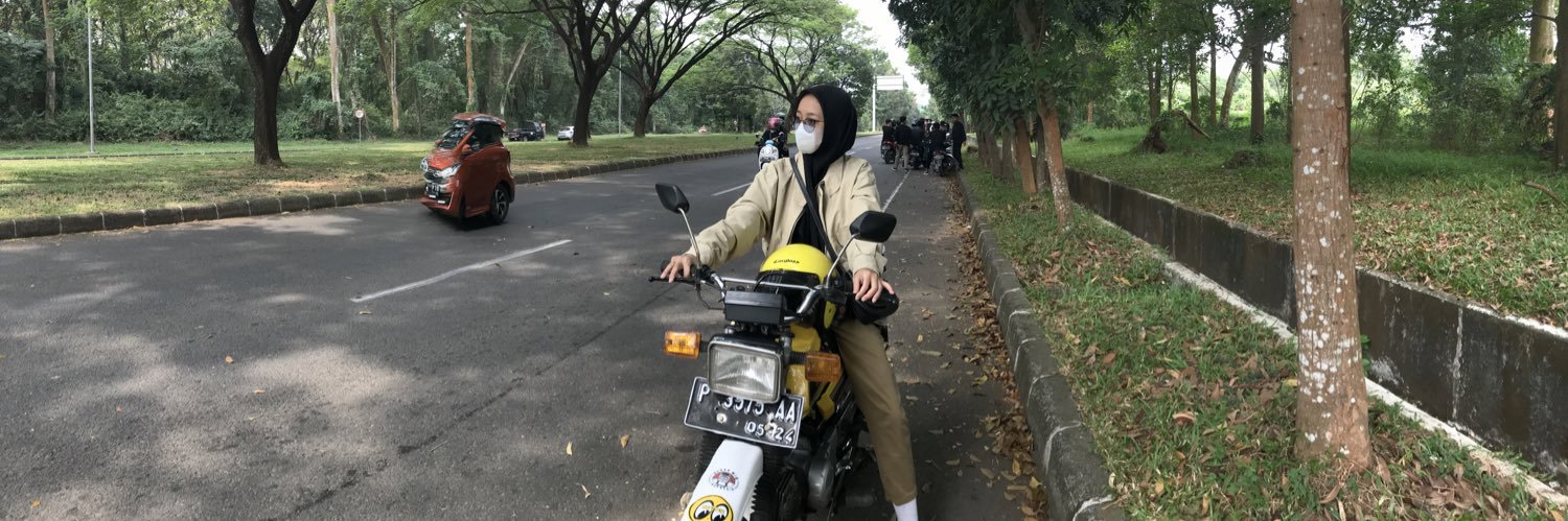 FitrulAnggraeni's profile banner image