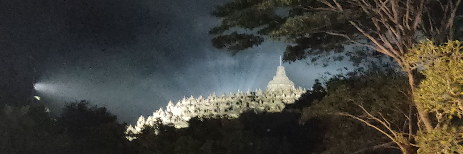 Candi Borobudur itu ... banner