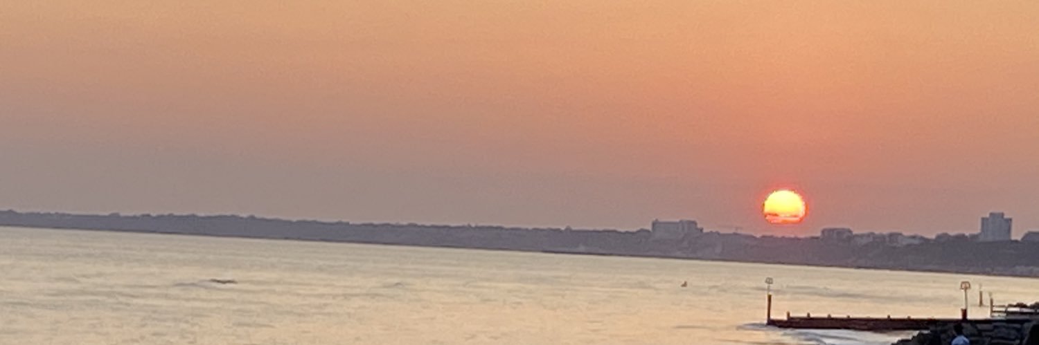 nineteen4ever's profile banner image
