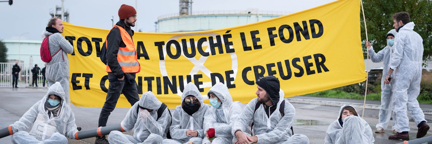 Extinction Rebellion Lille banner
