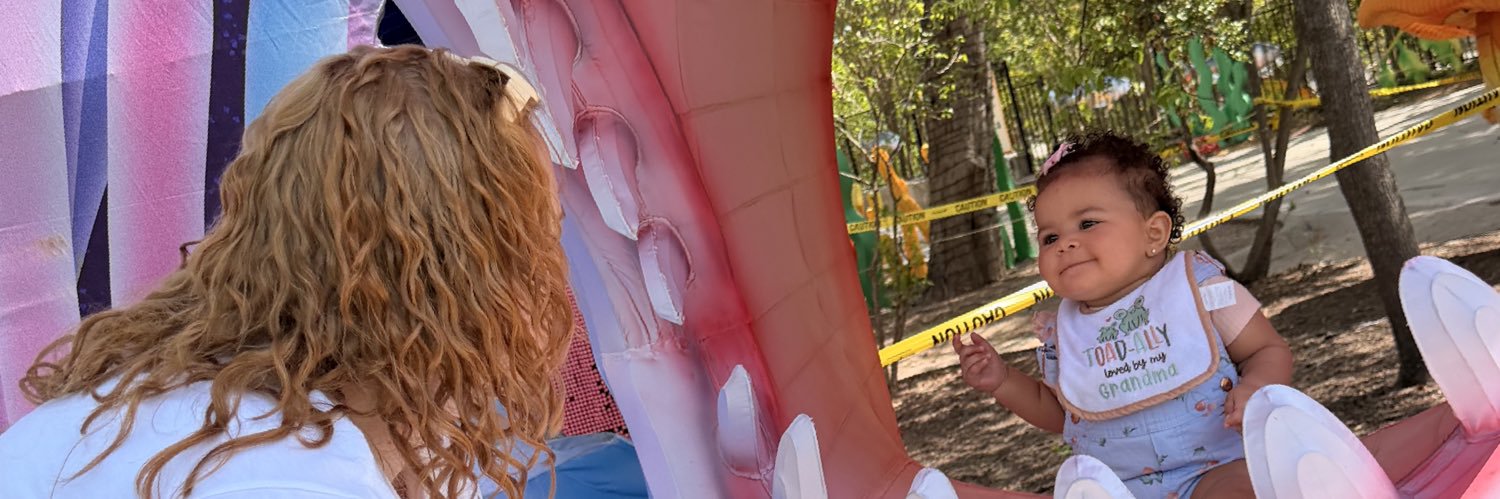 LacyTheGing's profile banner image