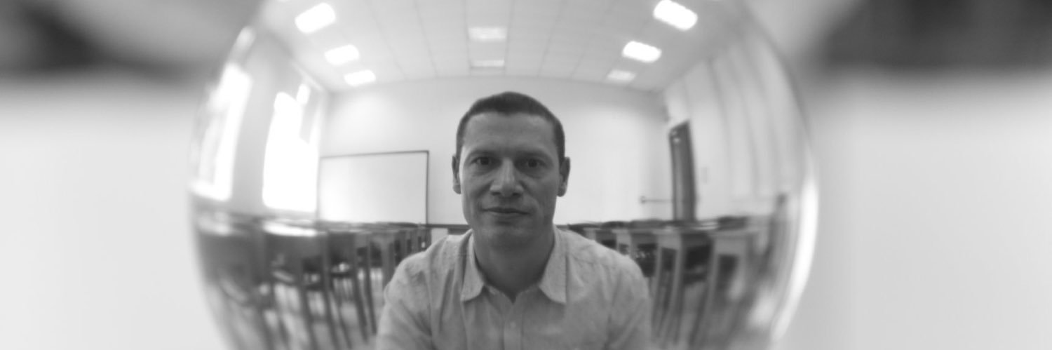 ProfeRuiz's profile banner image