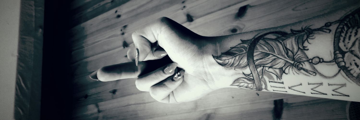AliseL69's profile banner image