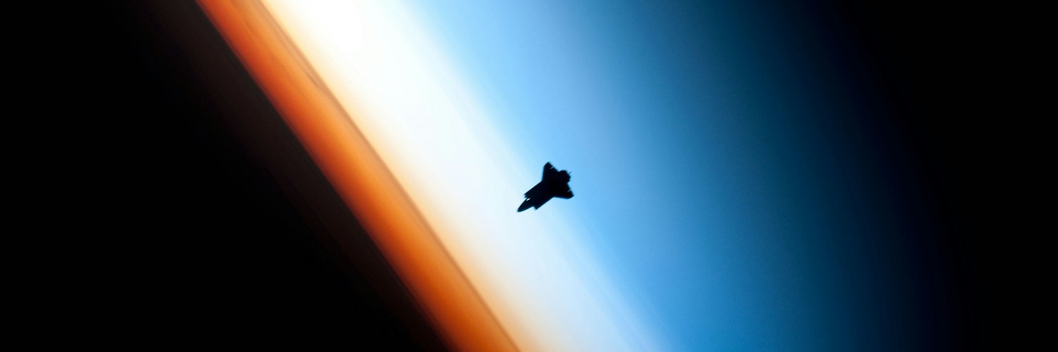 maxuu33's profile banner image