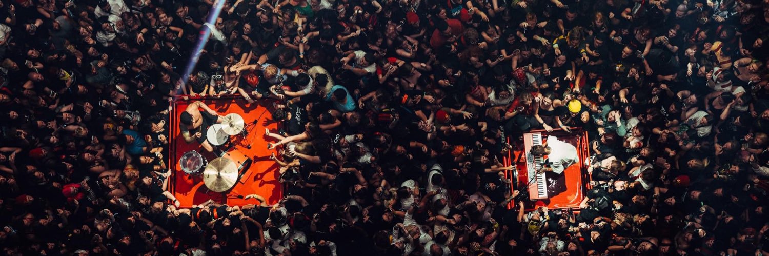 softestecho_'s profile banner image
