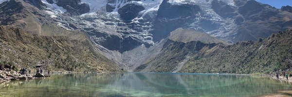 AdriannaECueto Profile Banner