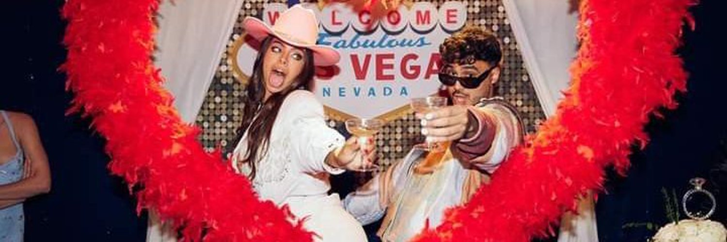 Lolve profile banner