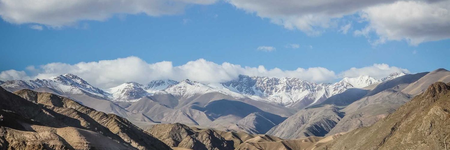 uleshka's profile banner image