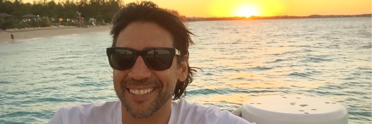 Eduardo Fernandez banner