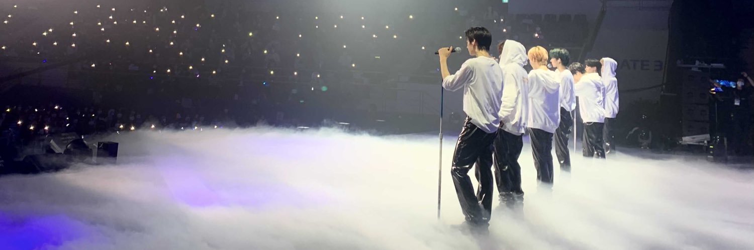 𝙇𝙞𝙩 banner
