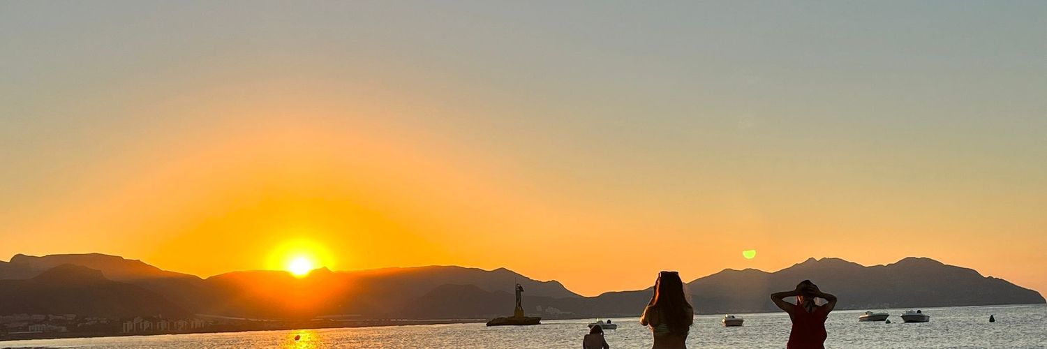 inesscayuelaa's profile banner image