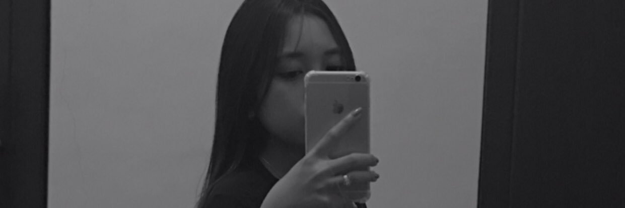 yasinta__'s profile banner image