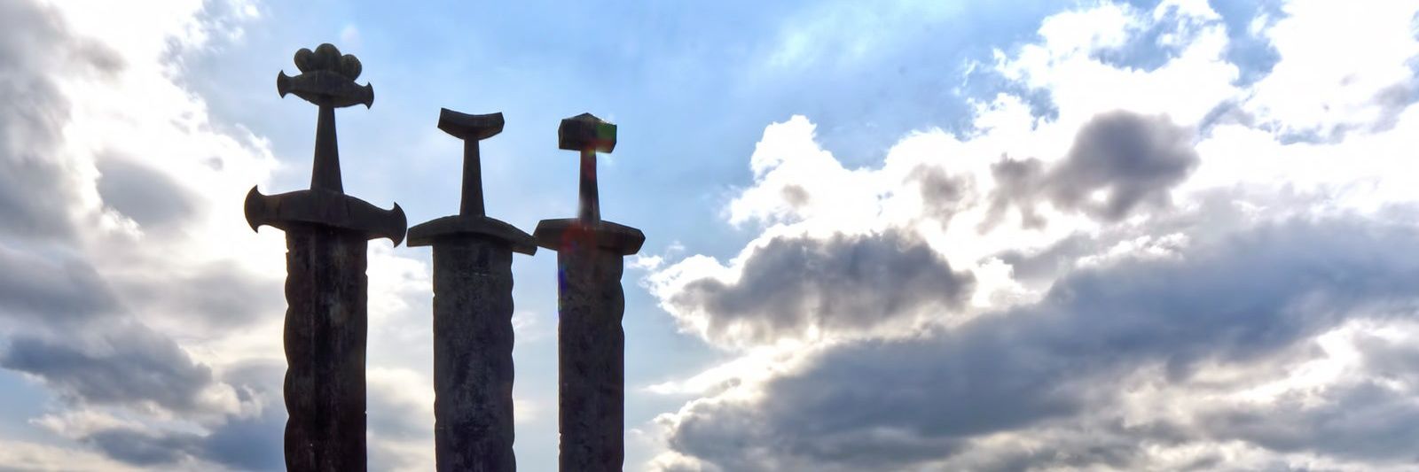 Cheleviking's profile banner image