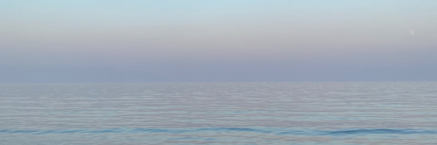amnahfka's profile banner image