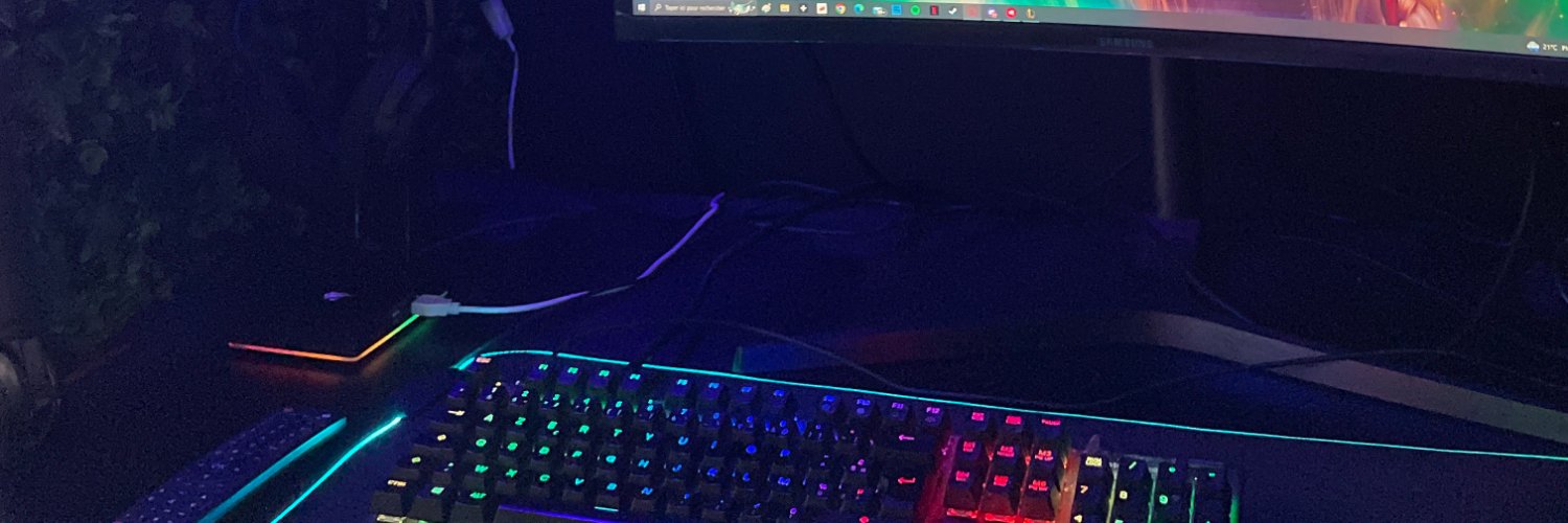 seelounet's profile banner image