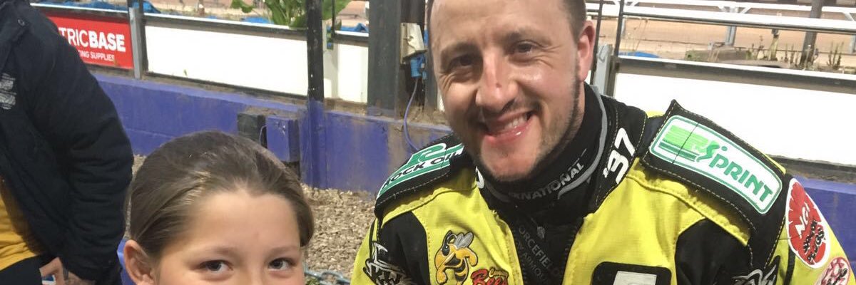deeeeeejaay's profile banner image
