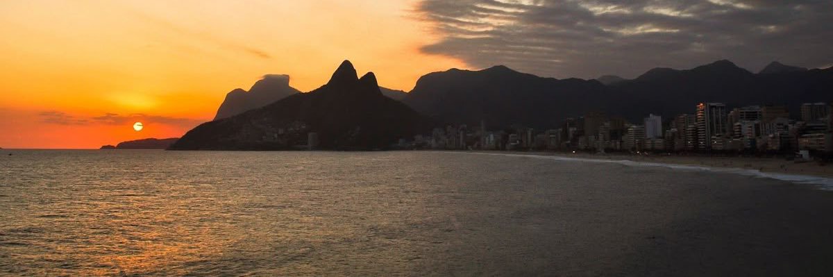 juliaaremes_'s profile banner image
