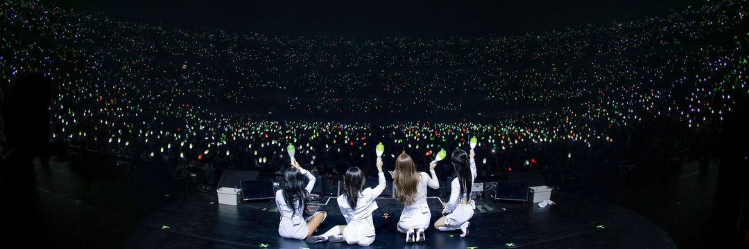 azi 📚| 🐱 banner