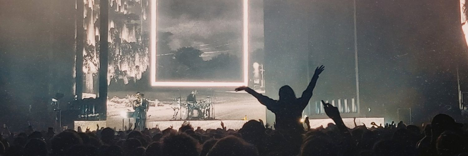 undo1975s's profile banner image