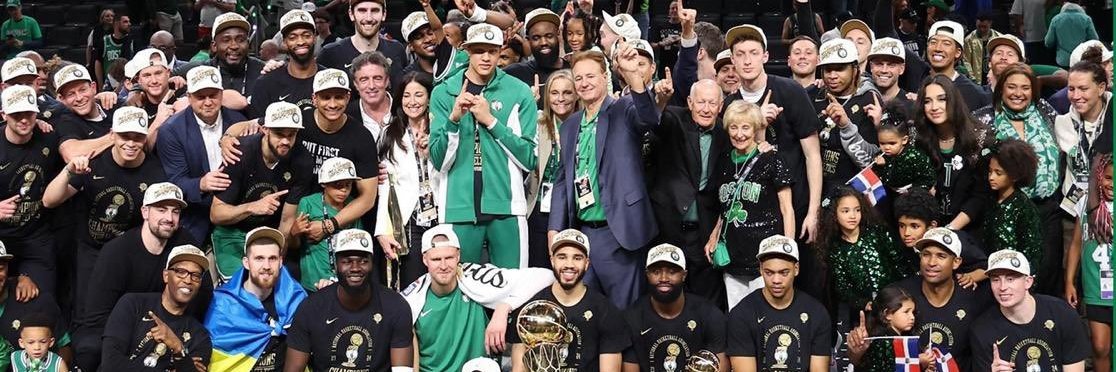 Arsenal champions 🎉 🏅🇲🇫☘️🏀⚽️🚴‍♂️ banner