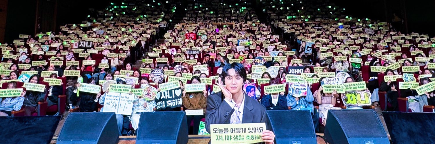 라뷰.♡²⁹ ⭐️💭🪞 banner