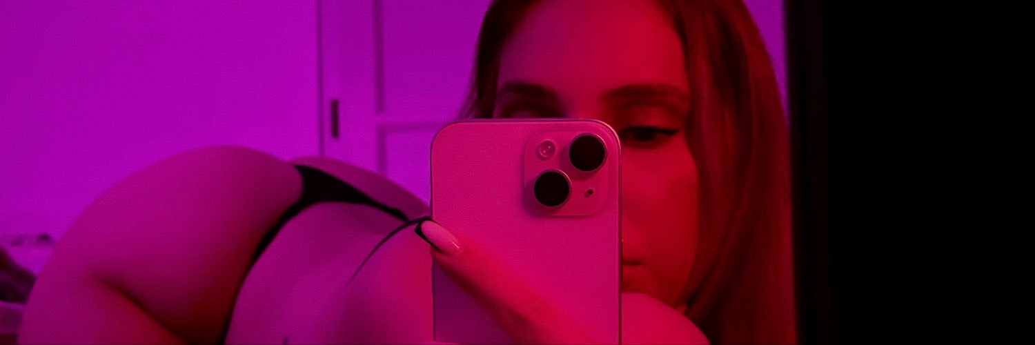 Alessia_Zeri's profile banner image
