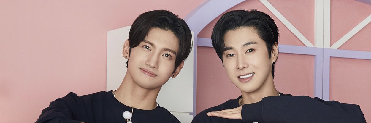 maxlove1130's profile banner image