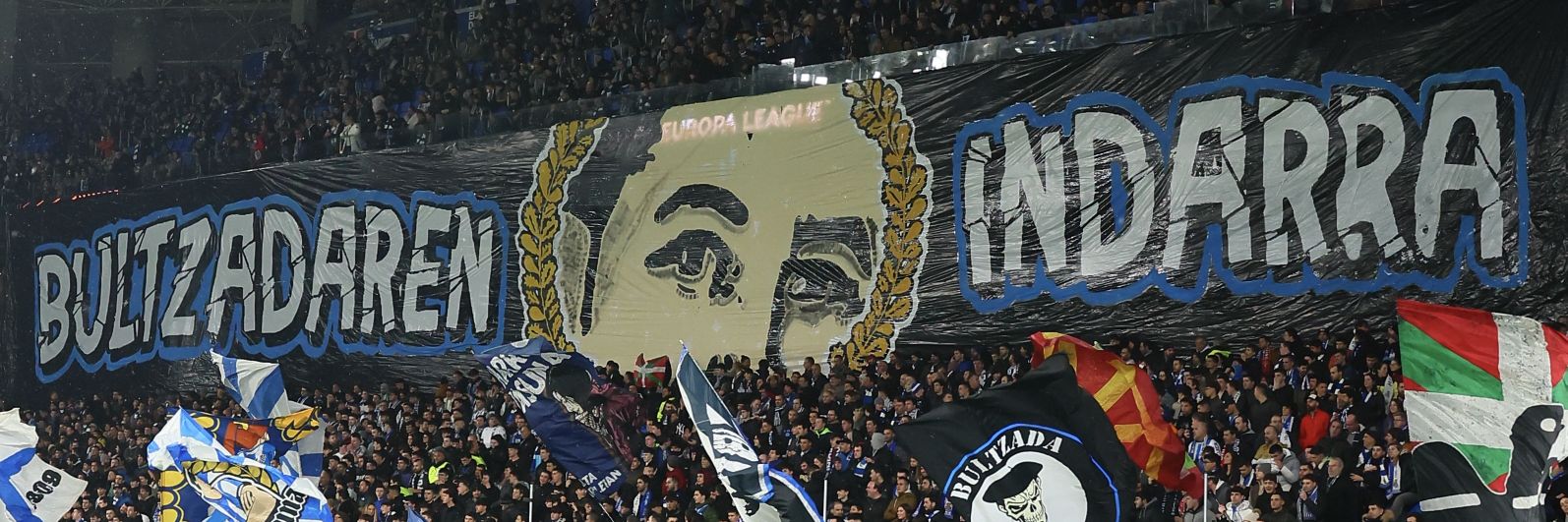 unkasbat 💙🤍 banner