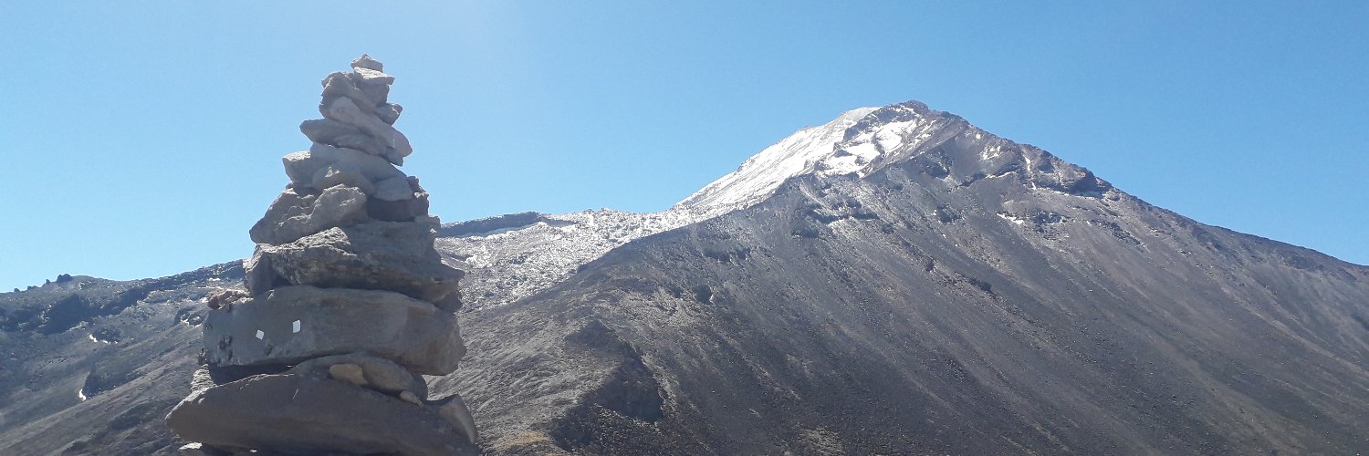 eduvolcano's profile banner image