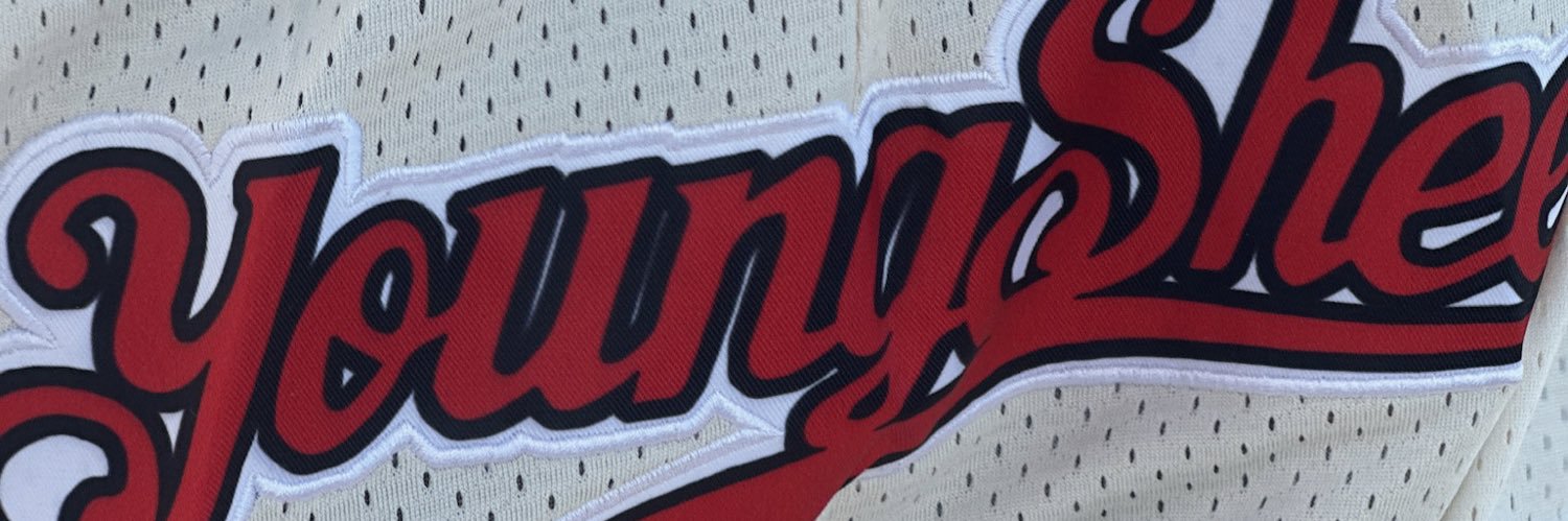 young__shee's profile banner image