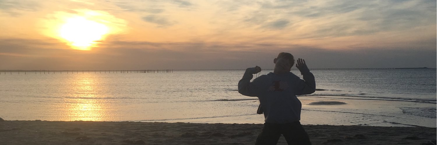 eeberrios's profile banner image
