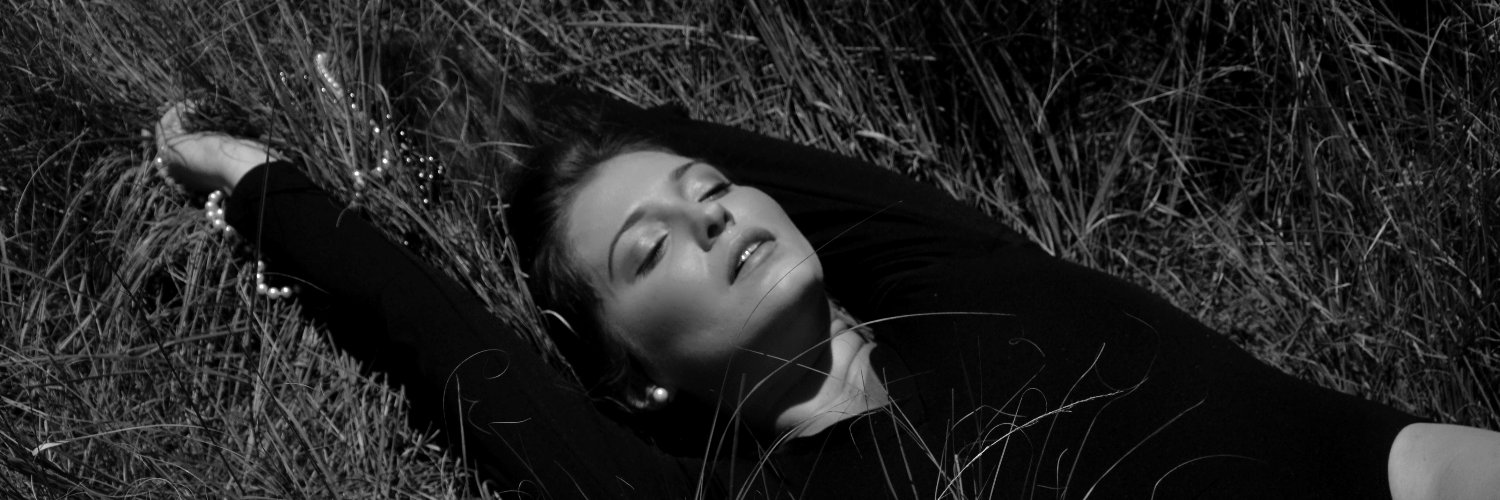 _ana_cath's profile banner image