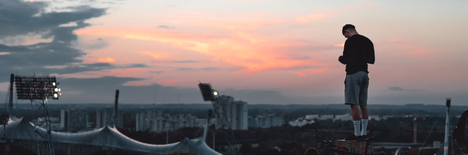 กอน banner
