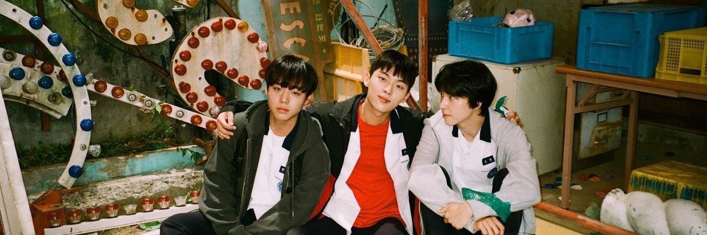 decchankiss's profile banner image