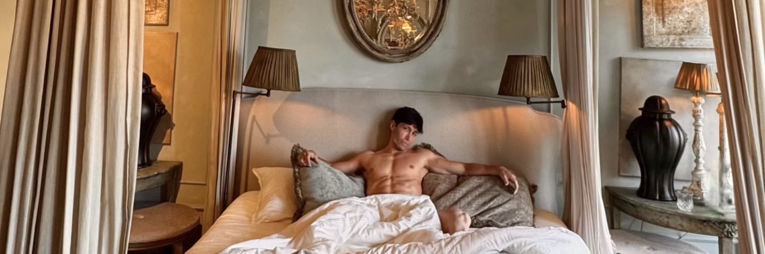 Feli Adriano 300k🇦🇷🧃🪐 banner