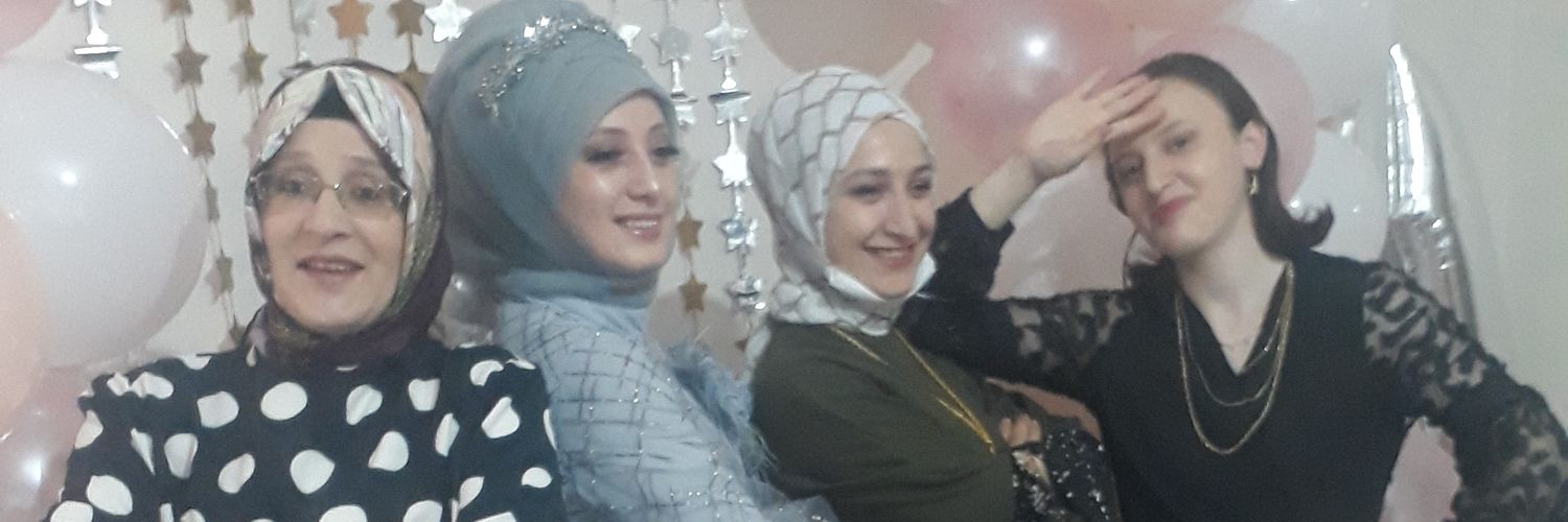 Fatma89339376's profile banner image