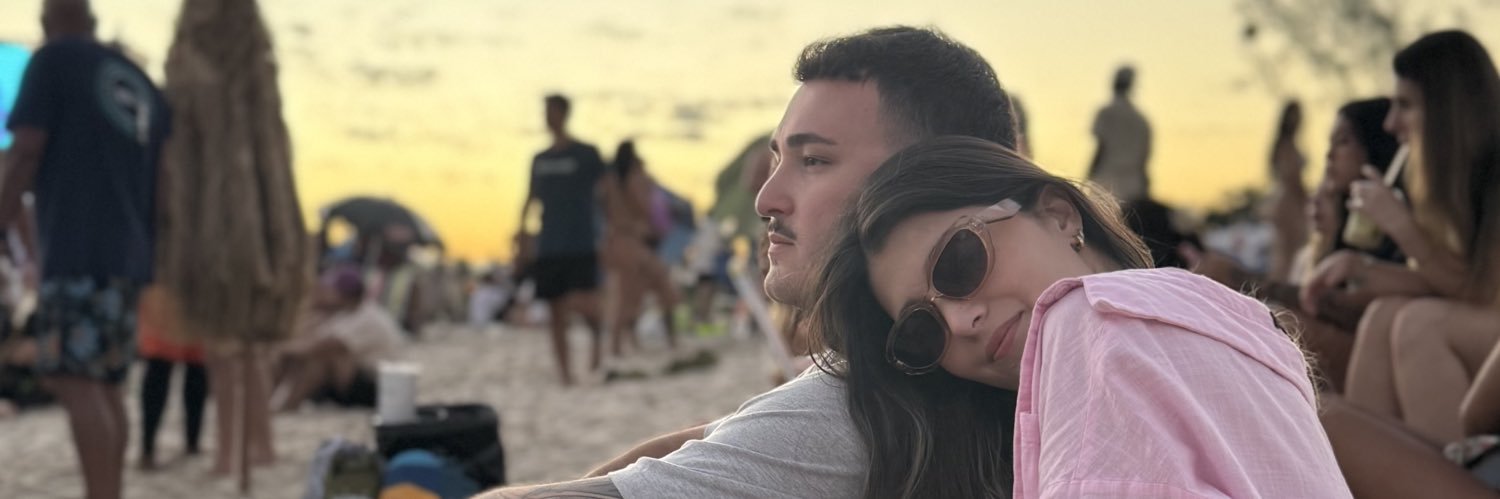 bebustamante_'s profile banner image