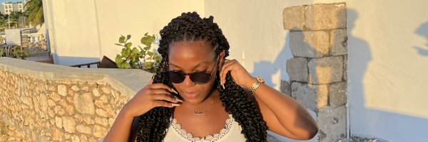 TropicsGyal Profile Banner