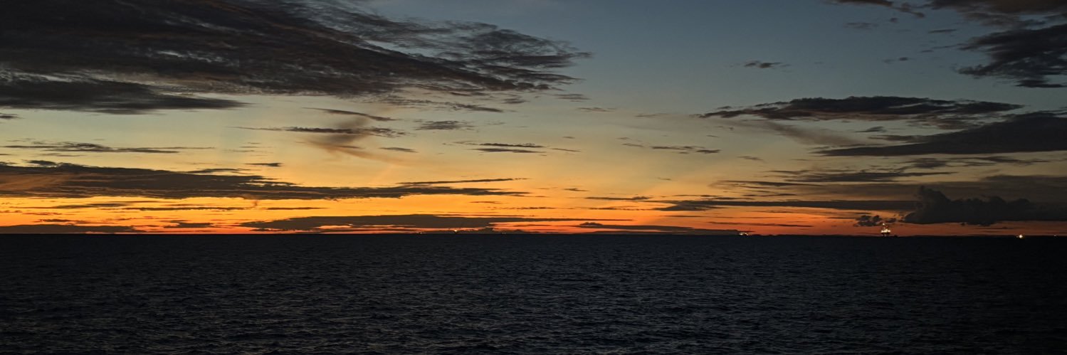 evnprstm's profile banner image