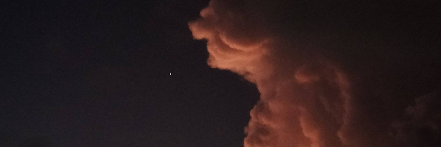 𝘾𝙝𝙚𝙧𝙧𝙮 𝘽𝙤𝙢𝙗 ✨ banner