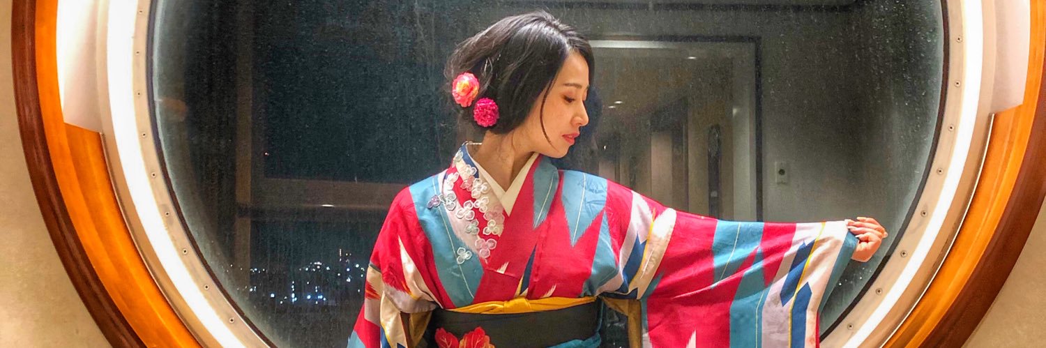 ena2727's profile banner image