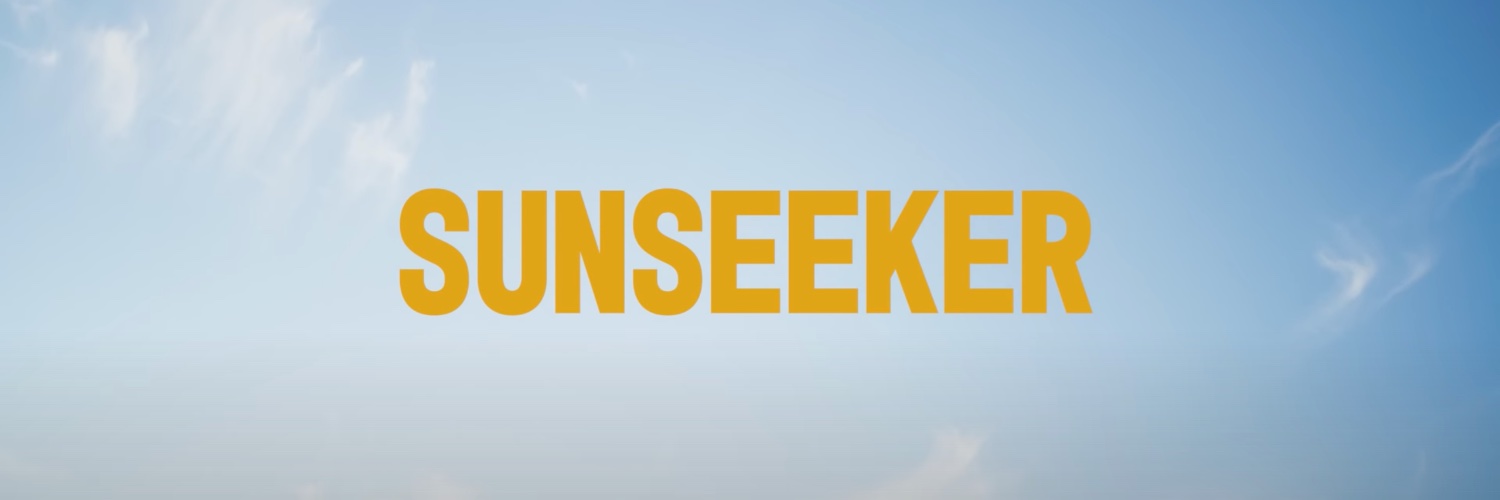 thenakedfamous's profile banner image