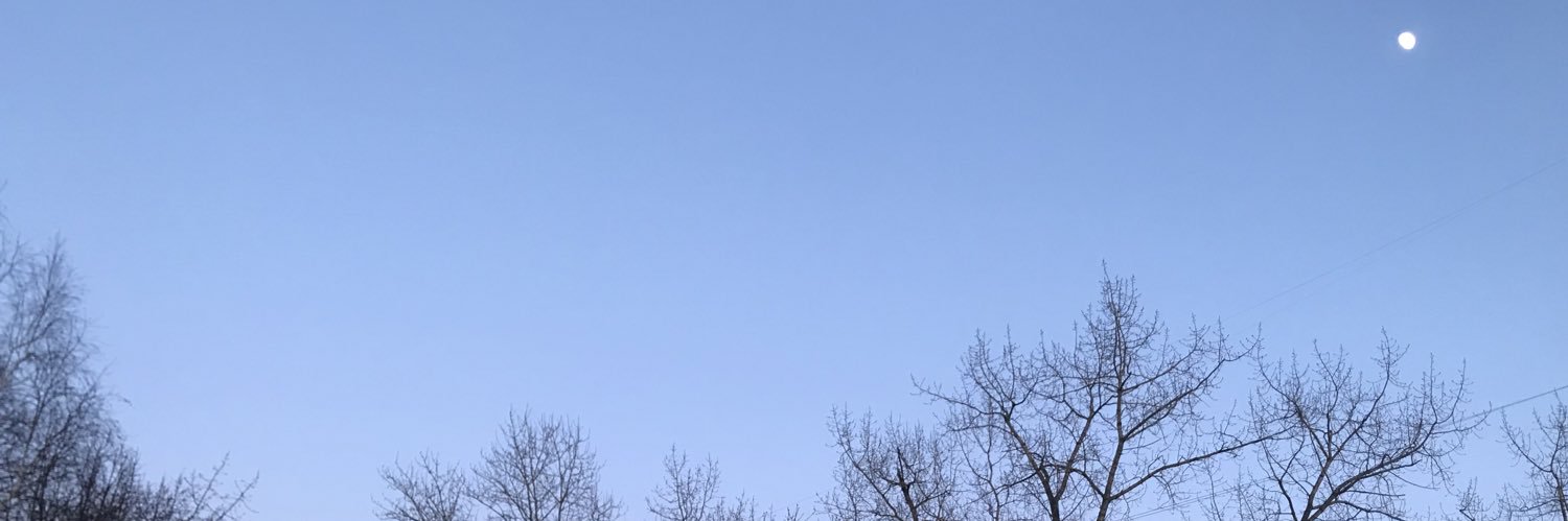 ee_vera's profile banner image