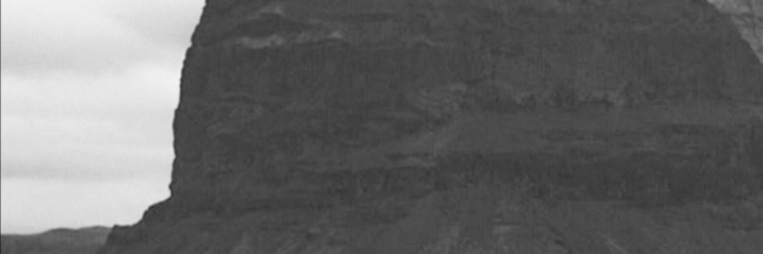 Zama_Senti's profile banner image