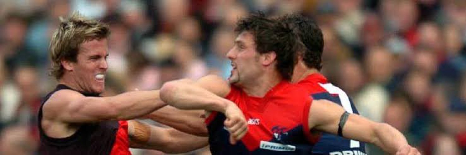 Days Since Essendon Have Won A Final (FinalsEssendon) / Twitter