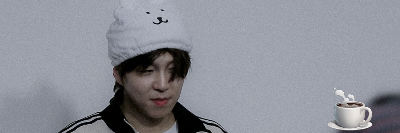 꺄훼인☕🩶 banner